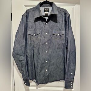 NWOT Wrangler Cowboy Cut Dark Wash Denim Shirt